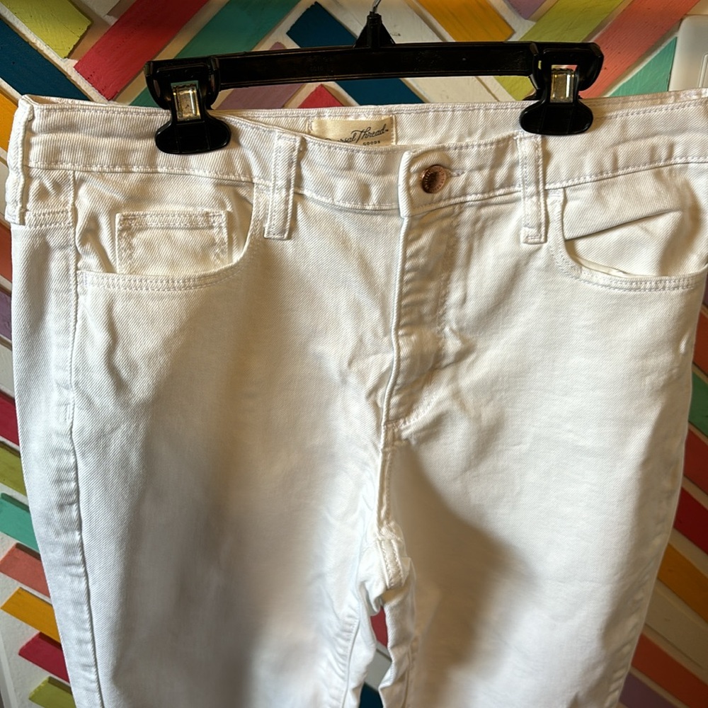 Universal Thread jeans - Picture 2 of 8